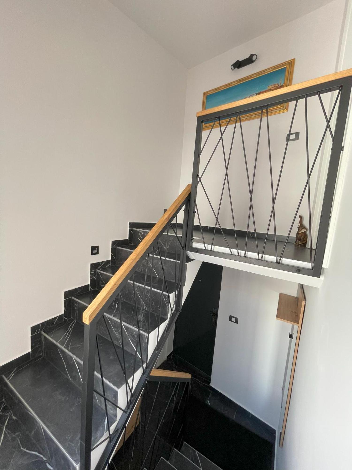 Moro Apartment